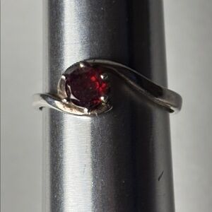 Vintage Dainty Silver Tone Solitaire Ring with Red Gemstone Size 6